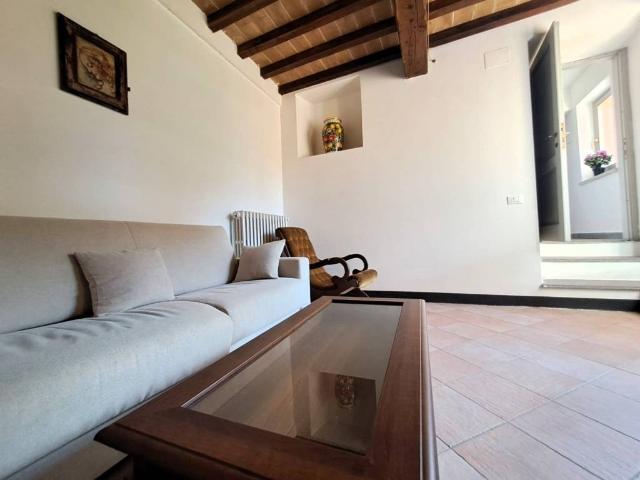 Villa Schiera in vendita a Montecastrilli, Umbria