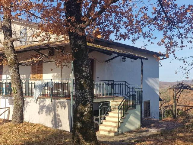 Villa Schiera in vendita a Montecastrilli, Umbria