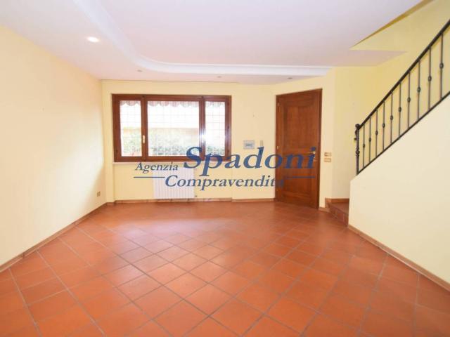 Villa Schiera in vendita a Montecatini Terme, Toscana