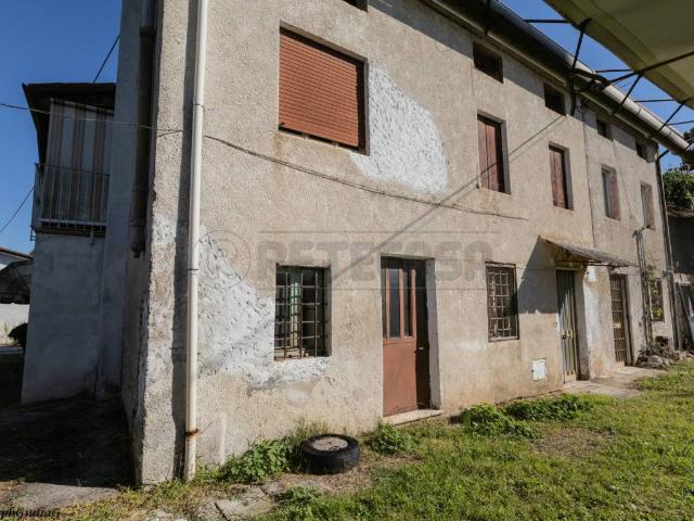 Villa Schiera in vendita a Montecchio Precalcino, Veneto