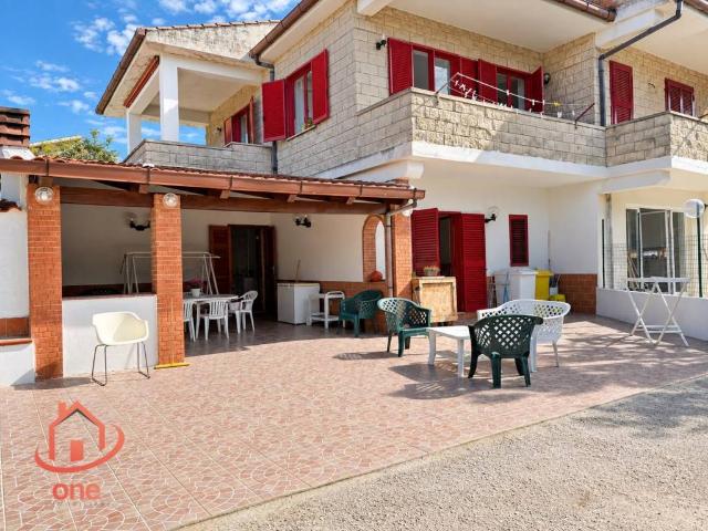 Villa Schiera in vendita a Montecorice, Salerno