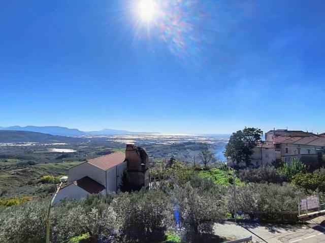 Villa Schiera in vendita a Montecorvino Pugliano, Campania