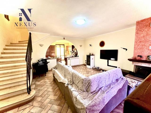 Villa Schiera in vendita a Marche, Pesaro E Urbino