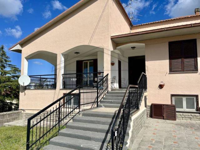 Villa Schiera in vendita a Montefiascone, Lazio
