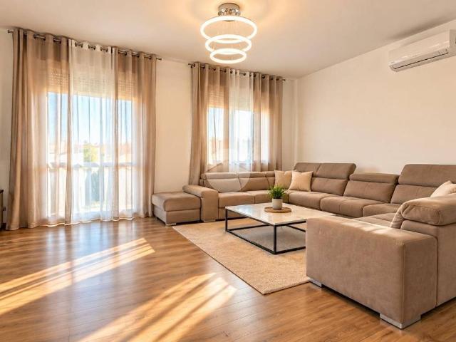 Villa Schiera in vendita a Falda, Montefiore Conca