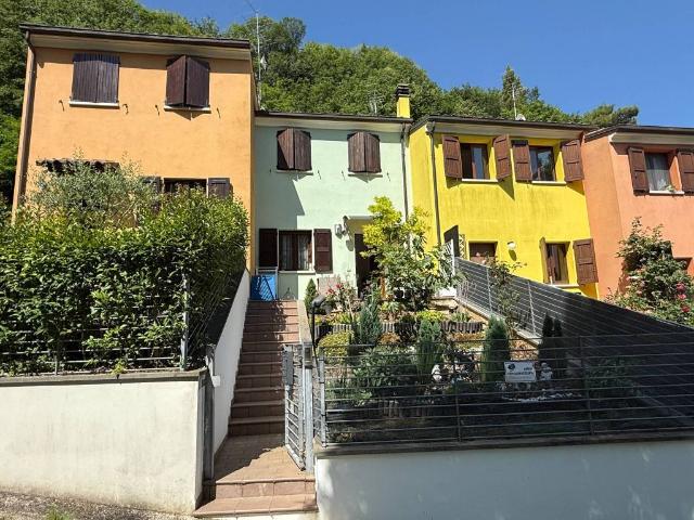 Villa Schiera in vendita a Montefiore Conca, Reggio Emilia