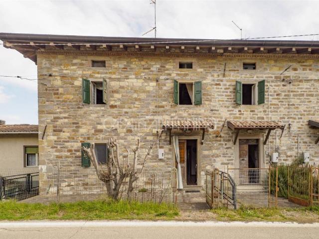 Villa Schiera in vendita a Unione dei comuni del Distretto Ceramico, Montefiorino