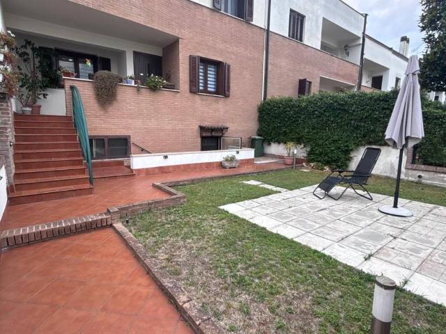 Villa Schiera in vendita a Alvanella, Monteforte Irpino