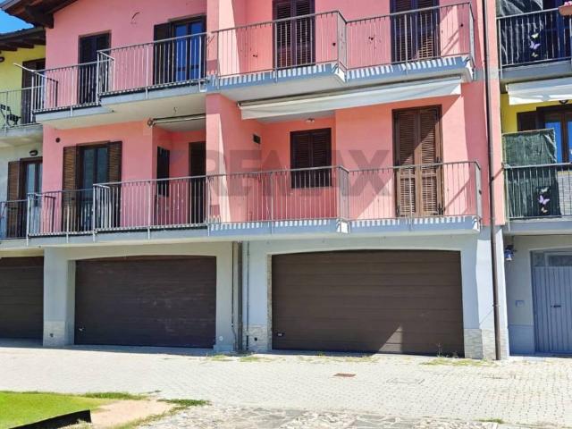 Villa Schiera in vendita a Comunità Montana Valli del Verbano, Montegrino Valtravaglia