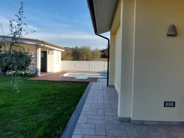 Villa Schiera in vendita a Unione dei Comuni Circondario dell'Empolese Valdelsa, Montelupo Fiorentino