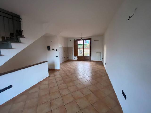 Villa Schiera in vendita a Montemurlo, Toscana