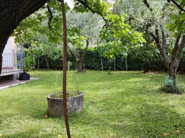 Villa Schiera in vendita a Bagnolo, Montemurlo