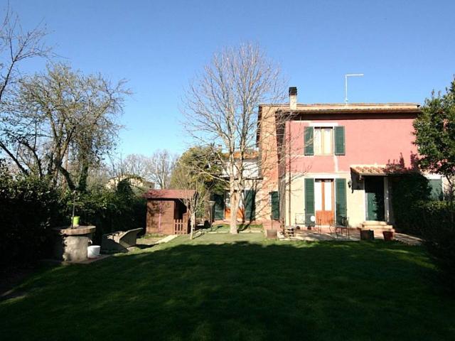 Villa Schiera in vendita a Abbadia Di Montepulciano, Toscana
