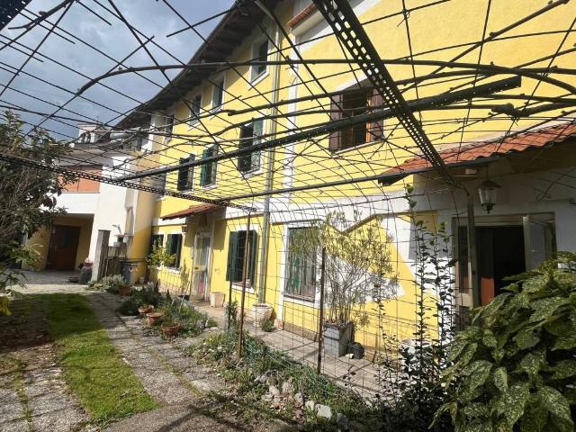 Villa Schiera in vendita a Montereale Valcellina, Friuli-Venezia Giulia