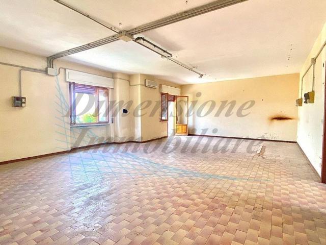 Villa Schiera in vendita a Montescudaio, Toscana