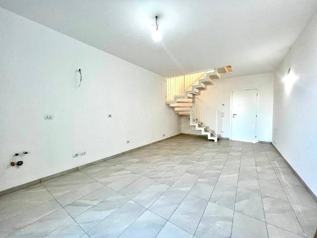 Villa Schiera in vendita a Montescudo-Monte Colombo, Montescudo