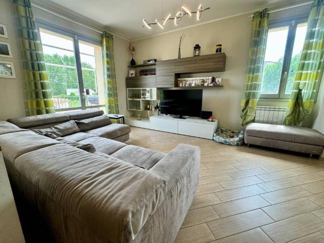 Villa Schiera in vendita a Levanella, Montevarchi