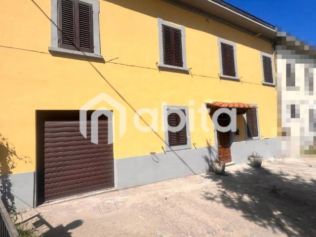 Villa Schiera in vendita a Levanella, Montevarchi