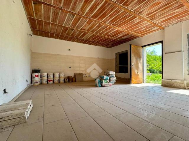 Villa Schiera in vendita a Monticelli D'ongina, Reggio Emilia
