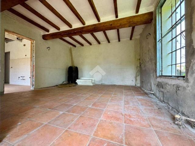 Villa Schiera in vendita a Monticelli D'ongina, Reggio Emilia