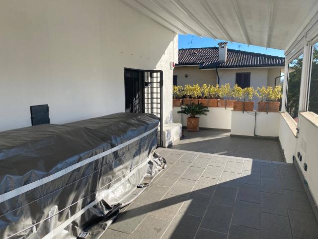 Villa Indipendente in vendita a Montignoso, Toscana