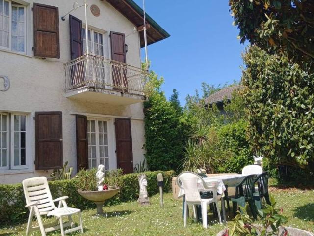 Villa Schiera in vendita a Renella, Montignoso