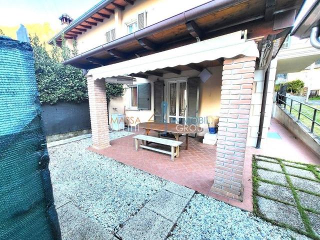 Villa Schiera in vendita a Prato, Montignoso