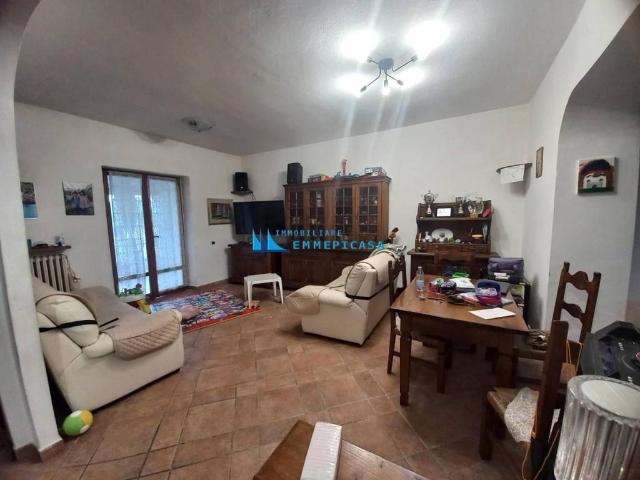 Villa Schiera in vendita a Montignoso, Toscana