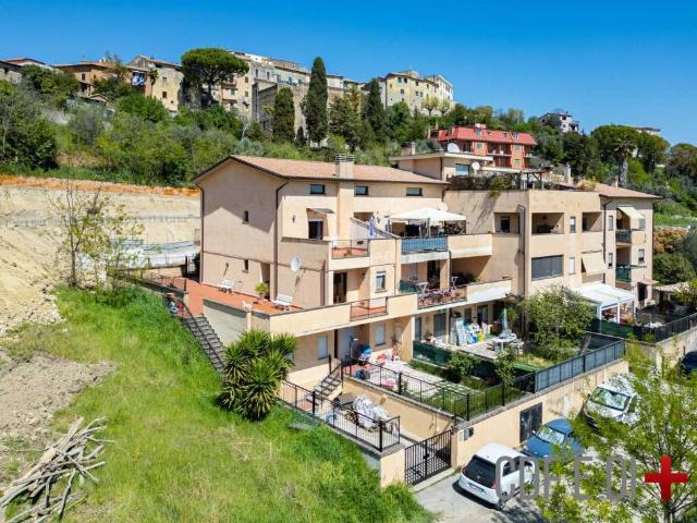 Villa Schiera in vendita a Montopoli Di Sabina, Lazio