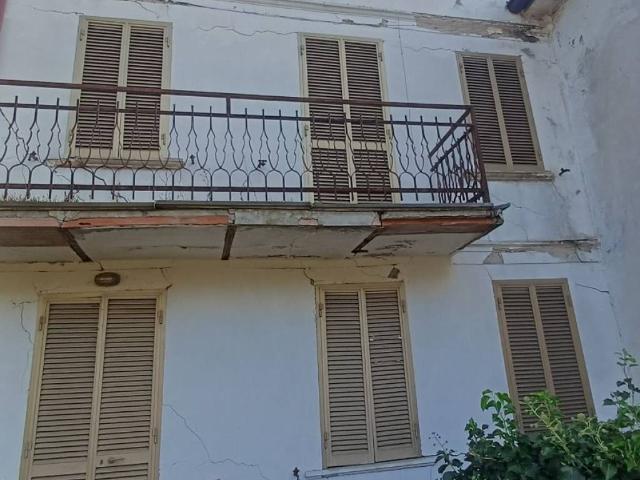Villa Schiera in vendita a Marcadello, Montù Beccaria