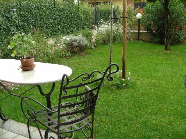 Villa Schiera in vendita a Monzambano, Lombardia