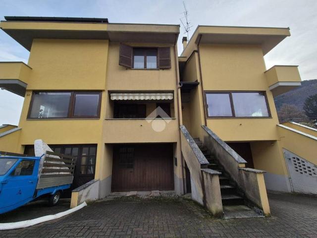 Villa Schiera in vendita a Morbegno, Lombardia