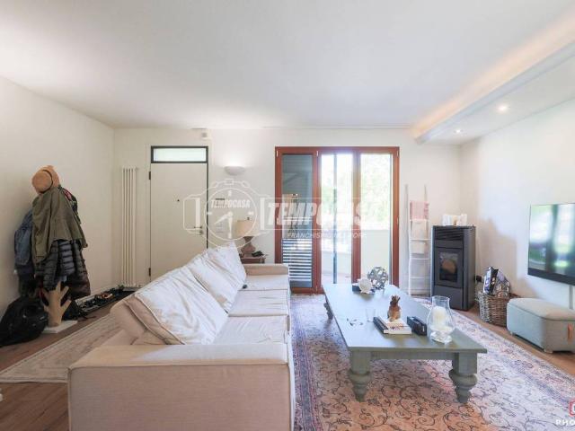 Villa Schiera in vendita a Morciano Di Romagna, Reggio Emilia
