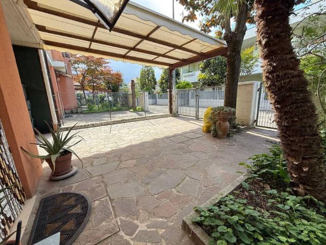 Villa Schiera in vendita a Morciano Di Romagna, Reggio Emilia