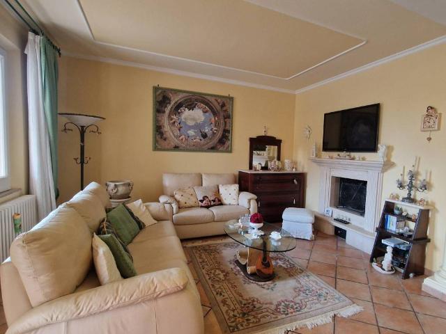 Villa Schiera in vendita a Morro D'oro, Abruzzo