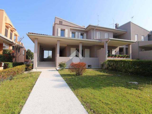 Villa Schiera in vendita a Motta Di Livenza, Veneto