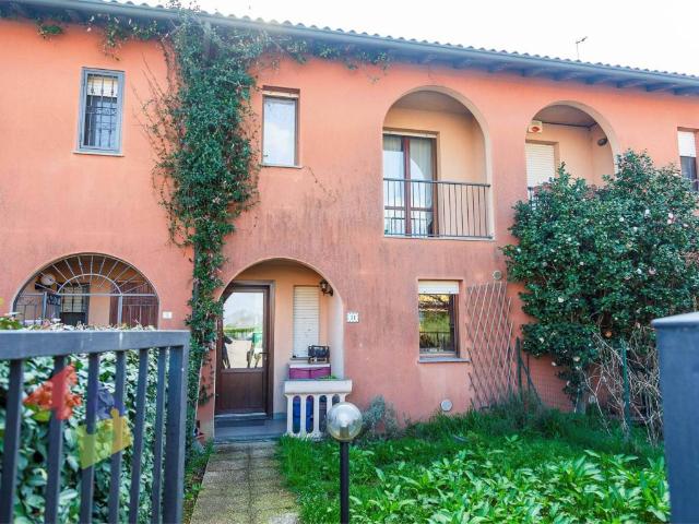 Villa Schiera in vendita a Motta Visconti, Lombardia