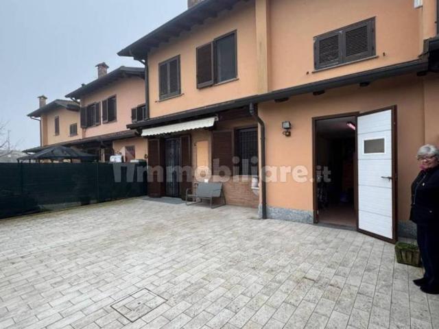 Villa Schiera in vendita a Motta Visconti, Lombardia