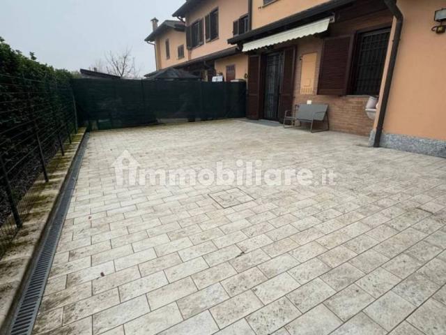 Villa Schiera in vendita a Motta Visconti, Lombardia