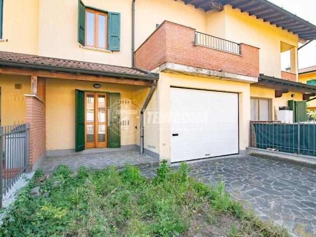 Villa Schiera in vendita a Mozzanica, Lombardia