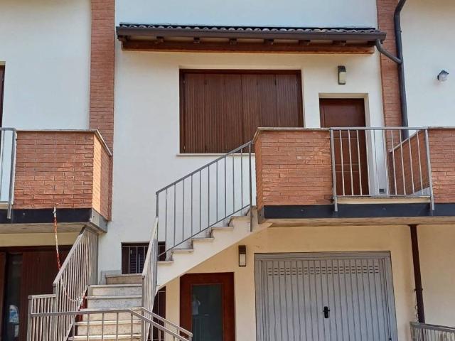 Villa Schiera in vendita a Mozzanica, Lombardia