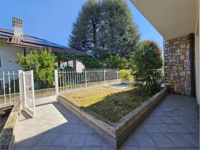 Villa Schiera in vendita a San Martino, Mozzate