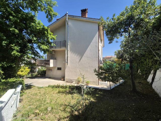 Villa Schiera in vendita a Muggiò, Friuli-Venezia Giulia