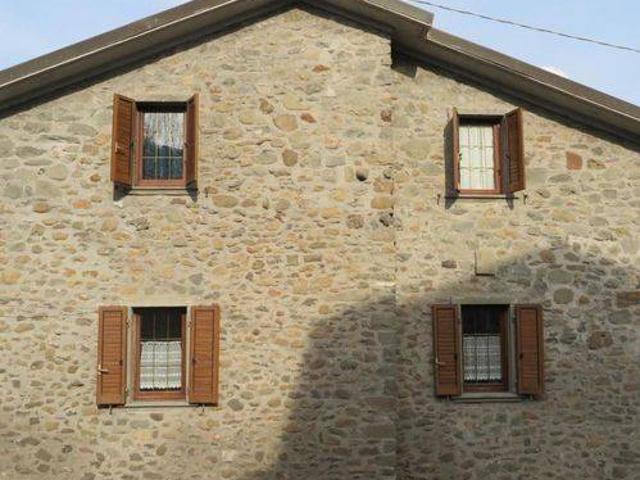 Villa Schiera in vendita a Unione di comuni Montana Lunigiana, Mulazzo