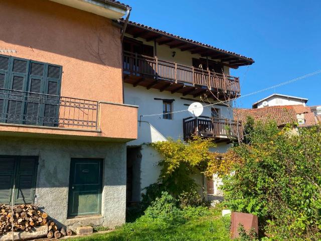 Villa Schiera in vendita a Murialdo, Liguria