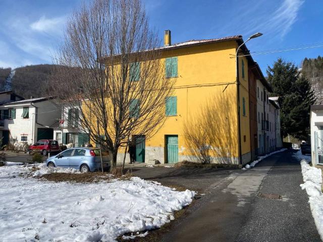 Villa Schiera in vendita a Murialdo, Liguria