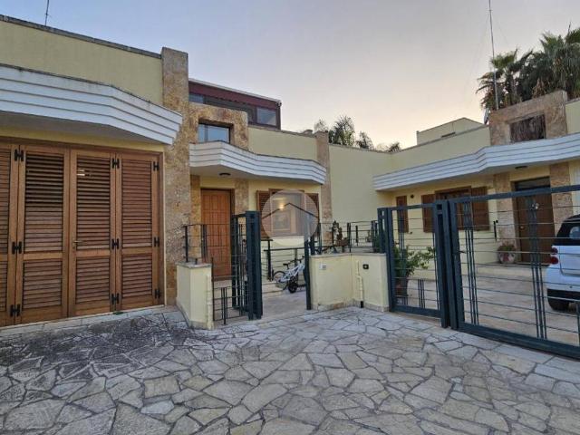 Villa Schiera in vendita a Puglia, Lecce