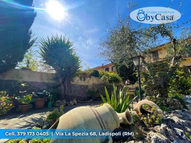 Villa Schiera in vendita a Nepi, Lazio