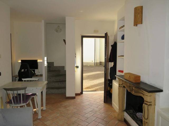 Villa Schiera in vendita a Belvedere Lidia, Nepi