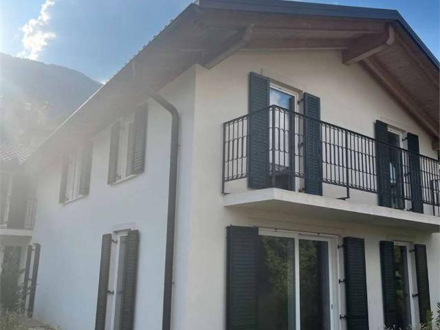 Villa Schiera in vendita a Comunità della Vallagarina, Nogaredo